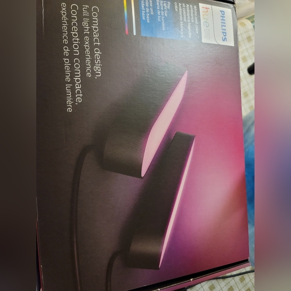 New Light color white - Picture 1 of 2